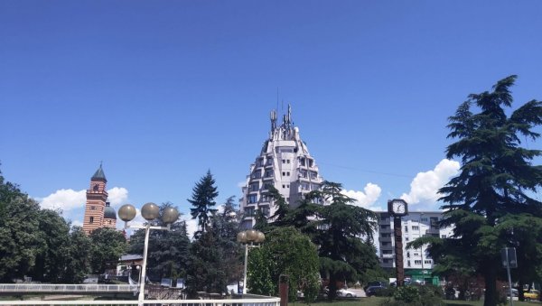 ЗА ТРИ ДАНА ЧЕТИРИ КОВИД-НАЛАЗА: У Параћину епидемија и даље под контролом ЗА ТРИ ДАНА ЧЕТИРИ КОВИД-НАЛАЗА: У Параћину епидемија и даље под контролом