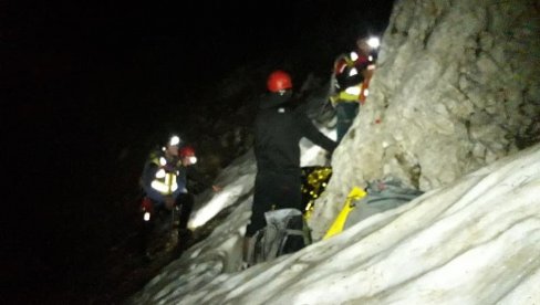 SKRENULI SA OZNAČENE STAZE: Završena akcija spasavanja dvoje Belgijanaca na Durmitoru SKRENULI SA OZNAČENE STAZE: Završena akcija spasavanja dvoje Belgijanaca na Durmitoru