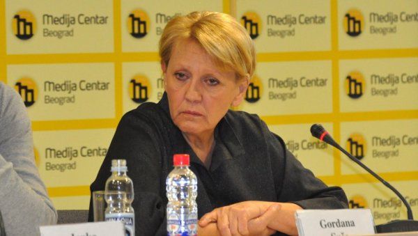 ПРЕМИНУЛА ГОРДАНА СУША: Одлазак новинарке после дуге и тешке болести ПРЕМИНУЛА ГОРДАНА СУША: Одлазак новинарке после дуге и тешке болести