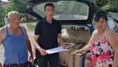 И ПАКЕТИ И ВАКЦИНЕ: Стиже помоћ за импровизано насеље Лагатор у Лозници И ПАКЕТИ И ВАКЦИНЕ: Стиже помоћ за импровизано насеље Лагатор у Лозници