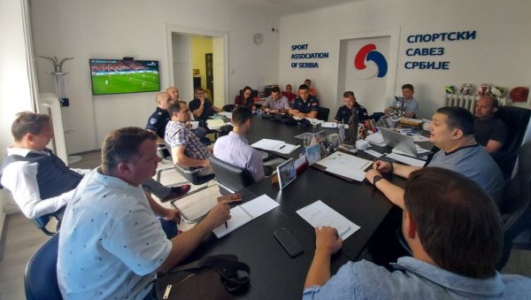 СПОРТСКИ САВЕЗ СРБИЈЕ: Почиње друга фаза пројекта Спорт у полицији СПОРТСКИ САВЕЗ СРБИЈЕ: Почиње друга фаза пројекта Спорт у полицији