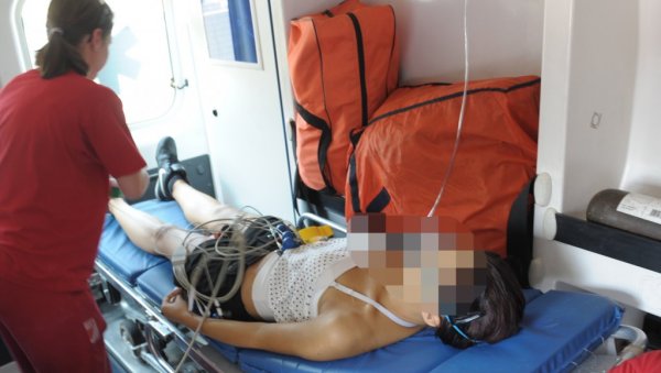 КАКО ДА СЕ СПАСЕТЕ ОД ПАКЛЕНЕ ВРУЋИНЕ? Београд под топлотним ударом, дуплиран број позива Хитној помоћи КАКО ДА СЕ СПАСЕТЕ ОД ПАКЛЕНЕ ВРУЋИНЕ? Београд под топлотним ударом, дуплиран број позива Хитној помоћи