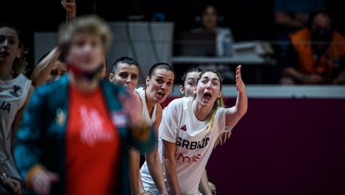 NEVIĐENA KRAĐA NA VELIKIM TAKMIČENJIMA: Pogledajte presedan koji nije imao uticaj na plasman Srpkinja u polufinale EP (VIDEO) NEVIĐENA KRAĐA NA VELIKIM TAKMIČENJIMA: Pogledajte presedan koji nije imao uticaj na plasman Srpkinja u polufinale EP (VIDEO)