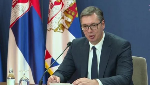 ПРЕДСЕДНИК СЕ ОБРАТИО ГРАЂАНИМА: Нико не може да стави жиг срамоте било ком Србину, а камоли целом српском народу! ПРЕДСЕДНИК СЕ ОБРАТИО ГРАЂАНИМА: Нико не може да стави жиг срамоте било ком Србину, а камоли целом српском народу!