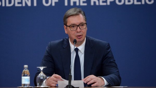 ПРЕДСЕДНИК СРБИЈЕ ДАНАС СА РАМОМ И ЗАЕВОМ О МАЛОМ ШЕНГЕНУ: У подне уручује одликовања поводом Видовдана ПРЕДСЕДНИК СРБИЈЕ ДАНАС СА РАМОМ И ЗАЕВОМ О МАЛОМ ШЕНГЕНУ: У подне уручује одликовања поводом Видовдана