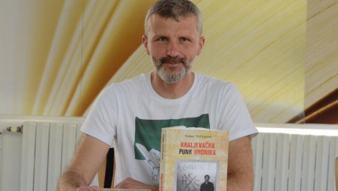 ХРОНИКА ПАНКА У КРАЉЕВУ: У НБ Стефан Првовенчани промовисана књига историчара Војкана Трифуновића ХРОНИКА ПАНКА У КРАЉЕВУ: У НБ Стефан Првовенчани промовисана књига историчара Војкана Трифуновића