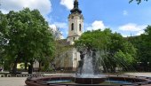 АПЕЛ ГРАЂАНИМА КИКИНДЕ: Штедите воду и не заливајте баште и травњаке! АПЕЛ ГРАЂАНИМА КИКИНДЕ: Штедите воду и не заливајте баште и травњаке!