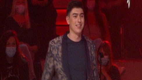 ОДУШЕВИО У ЗВЕЗДАМА ГРАНДА: Босанац који пева војвођанским нагласком поново међу најбољима (ВИДЕО) ОДУШЕВИО У ЗВЕЗДАМА ГРАНДА: Босанац који пева војвођанским нагласком поново међу најбољима (ВИДЕО)