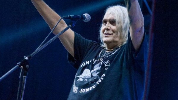 БОРА ЂОРЂЕВИЋ ОТКРИВА: Све што нисте знали о песми „Погледај дом свој анђеле“ (ВИДЕО) БОРА ЂОРЂЕВИЋ ОТКРИВА: Све што нисте знали о песми „Погледај дом свој анђеле“ (ВИДЕО)