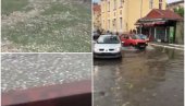 SNAŽNO NEVREME POGODILO RAŠKU I BLACE: Grad prekrio tlo, uništeni usevi (VIDEO) SNAŽNO NEVREME POGODILO RAŠKU I BLACE: Grad prekrio tlo, uništeni usevi (VIDEO)