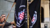USTAŠKO DIVLJANJE U CENTRU ZAGREBA: Pred policijom pevali Za dom spremni USTAŠKO DIVLJANJE U CENTRU ZAGREBA: Pred policijom pevali Za dom spremni
