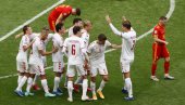 RAPSODIJA DANSKE ZA ČETVRTFINALE EURA: Dolberg i Brajtvajt pregazili Vels (VIDEO) RAPSODIJA DANSKE ZA ČETVRTFINALE EURA: Dolberg i Brajtvajt pregazili Vels (VIDEO)