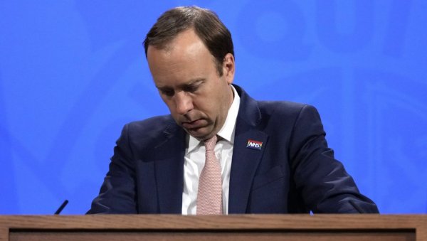 ИЗАБРАН ХЕНКОКОВ НАСЛЕДНИК: Након скандала ево ко ће заменити досадашњег министара здравља ИЗАБРАН ХЕНКОКОВ НАСЛЕДНИК: Након скандала ево ко ће заменити досадашњег министара здравља