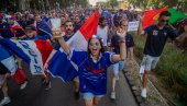 ФРАНЦУСКА ЈЕ СТРАХ И ТРЕПЕТ: Триколори изгледају као казнена експедиција ФРАНЦУСКА ЈЕ СТРАХ И ТРЕПЕТ: Триколори изгледају као казнена експедиција