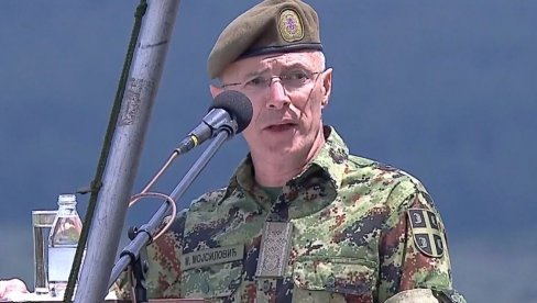 MOJSILOVIĆ ODRŽAO SASTANAK SA NAJODGOVORNIJIM STAREŠINAMA Načelnik Generalštaba u jedinicama Kopnene vojske MOJSILOVIĆ ODRŽAO SASTANAK SA NAJODGOVORNIJIM STAREŠINAMA Načelnik Generalštaba u jedinicama Kopnene vojske