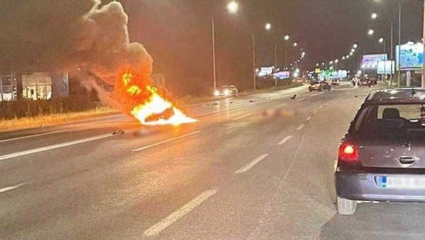 СУЗУКИ ИЗГОРЕО НАКОН УДАРА: Дарко Миљуш (30) погинуо у стравичној несрећи у близини Приједорске петље СУЗУКИ ИЗГОРЕО НАКОН УДАРА: Дарко Миљуш (30) погинуо у стравичној несрећи у близини Приједорске петље