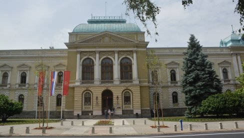 ЛЕПОТА КОЈА ОДУЗИМА ДАХ: Ево где ће се, на Видовдан, одржати седница Владе Србије (ФОТО) ЛЕПОТА КОЈА ОДУЗИМА ДАХ: Ево где ће се, на Видовдан, одржати седница Владе Србије (ФОТО)
