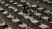 ЗАВРШАВА СЕ ПРОБА ДРЖАВНЕ МАТУРЕ: Средњошколци данас полажу последњи пилот тест ЗАВРШАВА СЕ ПРОБА ДРЖАВНЕ МАТУРЕ: Средњошколци данас полажу последњи пилот тест