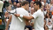 NOVAK ĐOKOVIĆ JE MAŠINA: Ono što je uspeo za manje od minuta nije niko drugi (VIDEO) NOVAK ĐOKOVIĆ JE MAŠINA: Ono što je uspeo za manje od minuta nije niko drugi (VIDEO)