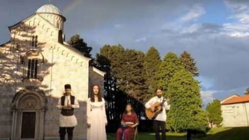OBJAVLJENA NOVA PESMA U ČAST VIDOVDANA: Sveto naše Kosovo (VIDEO) OBJAVLJENA NOVA PESMA U ČAST VIDOVDANA: Sveto naše Kosovo (VIDEO)