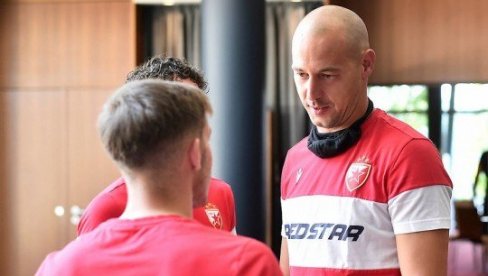 DOBRO POZNATO LICE NA PRIPREMAMA ZVEZDE: Milan Borjan se priključio timu DOBRO POZNATO LICE NA PRIPREMAMA ZVEZDE: Milan Borjan se priključio timu