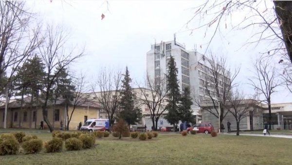 ВАТРА ЗАХВАТИЛА 12 ОДСТО ТЕЛА: Последње информације о стању труднице која је покушала да се убије самоспаљивањем ВАТРА ЗАХВАТИЛА 12 ОДСТО ТЕЛА: Последње информације о стању труднице која је покушала да се убије самоспаљивањем