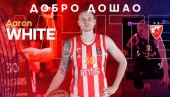 ЕРОН ВАЈТ ПОТПИСАО ЗА ЗВЕЗДУ: Американац задужио црвено-бели дрес (ФОТО) ЕРОН ВАЈТ ПОТПИСАО ЗА ЗВЕЗДУ: Американац задужио црвено-бели дрес (ФОТО)