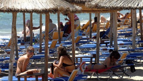 ВЕЛИКА ПРОМЕНА: Ако идете у Грчку на море ово морате да знате - тиче се лежаљки