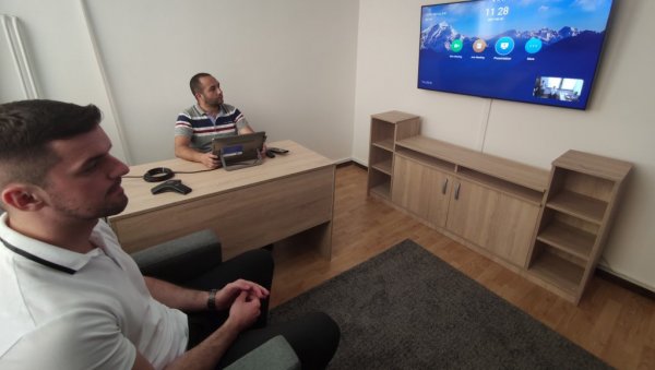 СВЕДОЧЕЊА БЕЗ СТРАХА И НЕЛАГОДЕ: Нови Пазар добио опрему за саслушање жртава и сведока злочина (ФОТО) СВЕДОЧЕЊА БЕЗ СТРАХА И НЕЛАГОДЕ: Нови Пазар добио опрему за саслушање жртава и сведока злочина (ФОТО)