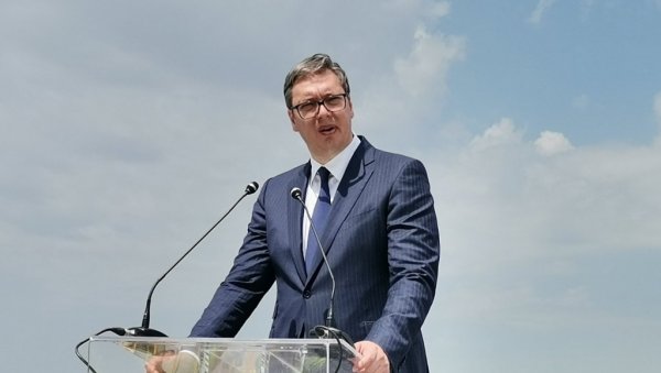 ВУЧИЋ О ТЕКСТУ КРИКА И ИЗЈАВИ БЕЛИВУКА: Нећу да се повлачим пред кољачима и убицама! Србија ће победити - БОРИЋУ СЕ ИСТИНОМ ВУЧИЋ О ТЕКСТУ КРИКА И ИЗЈАВИ БЕЛИВУКА: Нећу да се повлачим пред кољачима и убицама! Србија ће победити - БОРИЋУ СЕ ИСТИНОМ