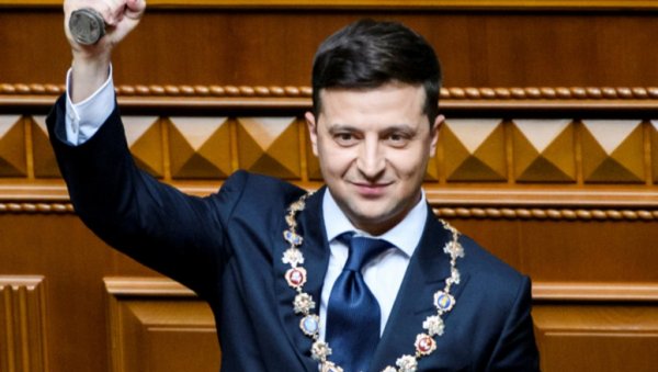 БЕЗ РУСА: Зеленски потписао закон о аутохтоним народима у Украјини БЕЗ РУСА: Зеленски потписао закон о аутохтоним народима у Украјини