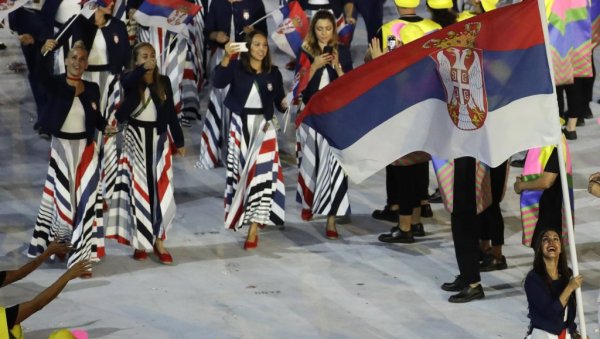 ЗАСТАВУ СРБИЈЕ НОСИ ДУШАН ЛАЈОВИЋ!? Брука и срамота организатора Олимпијских игара ЗАСТАВУ СРБИЈЕ НОСИ ДУШАН ЛАЈОВИЋ!? Брука и срамота организатора Олимпијских игара