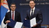 ЧИСТИЈИ ВАЗДУХ ЗА КРАГУЈЕВЧАНЕ: Потписан финансијски уговор вредан 18 милиона евра ЧИСТИЈИ ВАЗДУХ ЗА КРАГУЈЕВЧАНЕ: Потписан финансијски уговор вредан 18 милиона евра