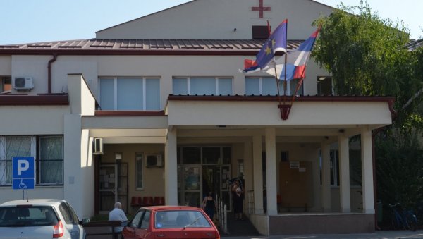 У АВГУСТУ СТИЖЕ ПОКРЕТНИ МАМОГРАФ: Дом здравља у Пландишту добија апарат за превентивне прегледе У АВГУСТУ СТИЖЕ ПОКРЕТНИ МАМОГРАФ: Дом здравља у Пландишту добија апарат за превентивне прегледе