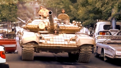 SIRIJSKA ARMIJA ĆE SPRŽITI DŽIHADISTE: Erdogan će pobesneti, pripreme za ofanzivu uhvaćene na snimku (VIDEO) SIRIJSKA ARMIJA ĆE SPRŽITI DŽIHADISTE: Erdogan će pobesneti, pripreme za ofanzivu uhvaćene na snimku (VIDEO)