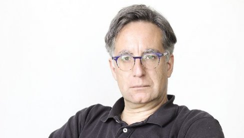 И ПОЗОРИШТЕ ПРОИЗВОДИ СИЛАН ОТПАД: Иван Меденица, уметнички директор Битефа И ПОЗОРИШТЕ ПРОИЗВОДИ СИЛАН ОТПАД: Иван Меденица, уметнички директор Битефа
