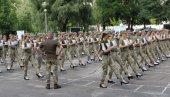СТРОЈЕВ КОРАК У ШТИКЛАМА: Украјинска војска на мети критика и подсмеха (ФОТО/ВИДЕО) СТРОЈЕВ КОРАК У ШТИКЛАМА: Украјинска војска на мети критика и подсмеха (ФОТО/ВИДЕО)