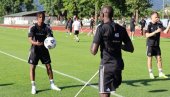 VOŽDOVAC SE IZVINIO KEMBELU: Ograđujemo se od ponašanja kojem nije mesto na stadionu VOŽDOVAC SE IZVINIO KEMBELU: Ograđujemo se od ponašanja kojem nije mesto na stadionu