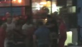 SNIMAK DRAME NA KEJU OSLOBOĐENJA: Mladića povredila elisa motora, drugi skočio za njim? (VIDEO)