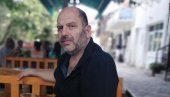 РАДУЛОВИЋ НА РУМУНСКОМ: Поезија песника из Подгорице објављена у престижном часопису РАДУЛОВИЋ НА РУМУНСКОМ: Поезија песника из Подгорице објављена у престижном часопису