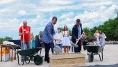 НОВО ЗДАЊЕ НИЧЕ НА ЗГАРИШТУ: У Равном Селу почела обнова Дома културе НОВО ЗДАЊЕ НИЧЕ НА ЗГАРИШТУ: У Равном Селу почела обнова Дома културе