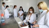 PRAVE ČAJNU OD PRAVOG MESA: Na Fakultetu veterinmrske medicine praksa je izuzetno važna PRAVE ČAJNU OD PRAVOG MESA: Na Fakultetu veterinmrske medicine praksa je izuzetno važna