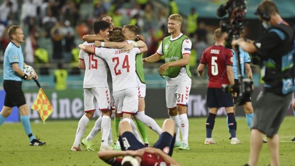 АНКЕТА НОВОСТИ: КО ЈЕ ФАВОРИТ ИГРАЧА ПАРТИЗАНА НА ЕУРО 2020? Данци свима мили, азури најјачи АНКЕТА НОВОСТИ: КО ЈЕ ФАВОРИТ ИГРАЧА ПАРТИЗАНА НА ЕУРО 2020? Данци свима мили, азури најјачи