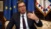 VUČIĆ SA ČUVENIM DIRIGENTOM: Predsednik se sutra sastaje sa Zubinom Mehtom VUČIĆ SA ČUVENIM DIRIGENTOM: Predsednik se sutra sastaje sa Zubinom Mehtom