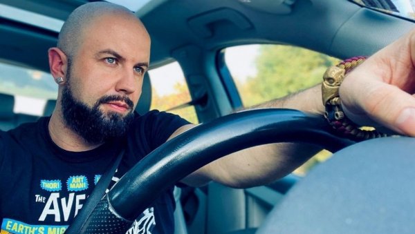 ПРЕМИНУО СРПСКИ МУЗИЧАР: Тужне вести из Америке, ди-џеј Игор Гарниер умро на тренингу ПРЕМИНУО СРПСКИ МУЗИЧАР: Тужне вести из Америке, ди-џеј Игор Гарниер умро на тренингу