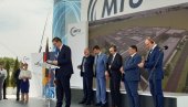VUČIĆ NA OTVARANJU POSTROJENJA MTU U NOVOJ PAZOVI: Tri godine sanjamo ovaj dan (VIDEO) VUČIĆ NA OTVARANJU POSTROJENJA MTU U NOVOJ PAZOVI: Tri godine sanjamo ovaj dan (VIDEO)