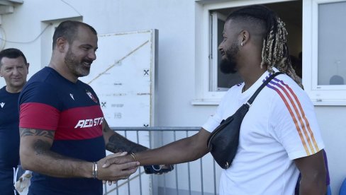 ZVANIČNO: Dioni se priključio ekipi Crvene zvezde (FOTO/VIDEO) ZVANIČNO: Dioni se priključio ekipi Crvene zvezde (FOTO/VIDEO)