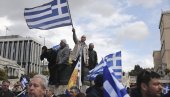 ЦЕЛОДНЕВНИ ШТРАЈК У ГРЧКОЈ: Радници протестују због раста цена и смањених прихода ЦЕЛОДНЕВНИ ШТРАЈК У ГРЧКОЈ: Радници протестују због раста цена и смањених прихода