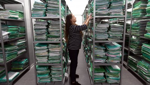 ADVOKATSKE MAHINACIJE OJADILE BUDŽET ZA 24,7 MILIONA: Bezobzirno traženje čak i besmislenih informacija od javnog značaja postalo masovno ADVOKATSKE MAHINACIJE OJADILE BUDŽET ZA 24,7 MILIONA: Bezobzirno traženje čak i besmislenih informacija od javnog značaja postalo masovno
