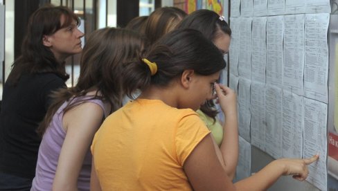 ROK ISTIČE DANAS: Studentska kartica uslov za umanjenje školarine 50 odsto